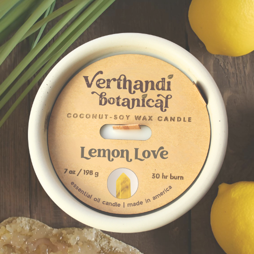 LEMON LOVE COCONUT SOY WAX ESSENTIAL OIL SCENTED CANDLE WITH A CRACKLING WOOD WICK IN A CONCRETE JAR, TOP VIEW OF DUST COVER