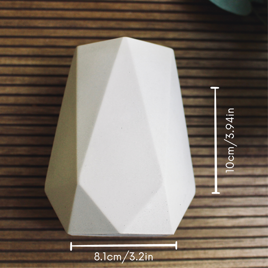 DIAMOND | concrete bud vase