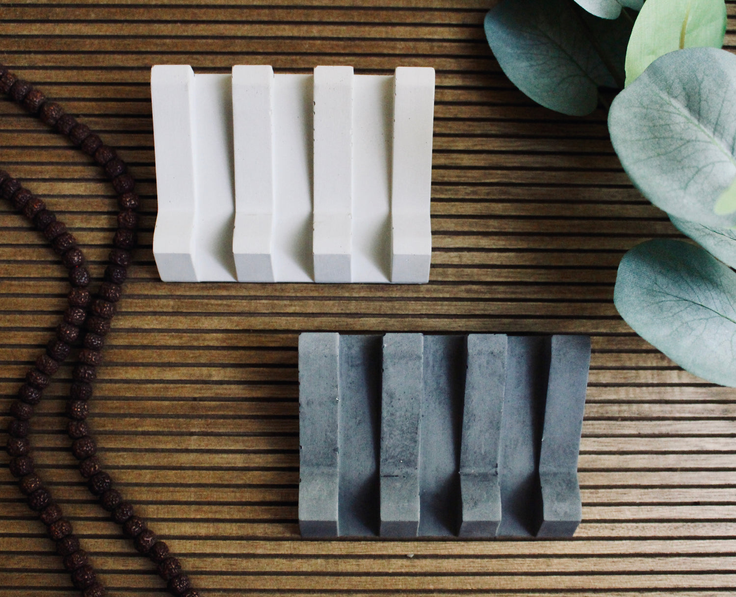 Crow and Nordic  Zen Concrete Soap Tray, top View, no label