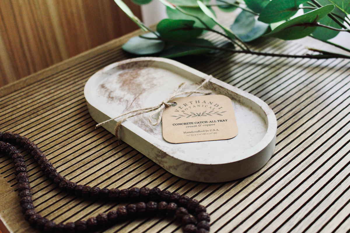 Concrete Oval Tray shown with dimensions