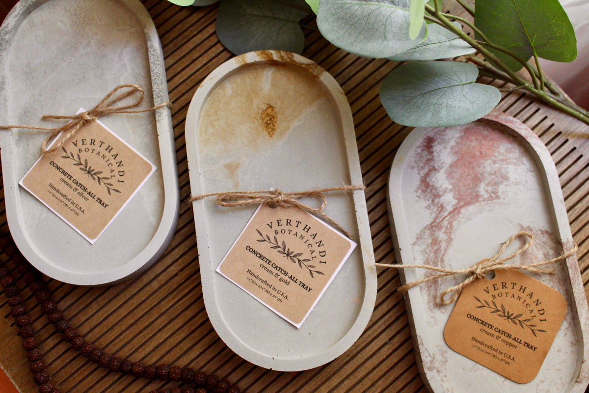 Concrete Oval Tray by Verthandi Botanical, top view