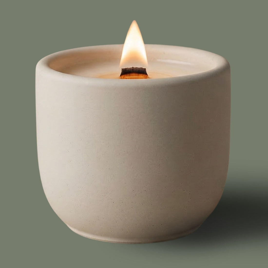 MOSS &amp; MEADOW SCENTED CANDLE
