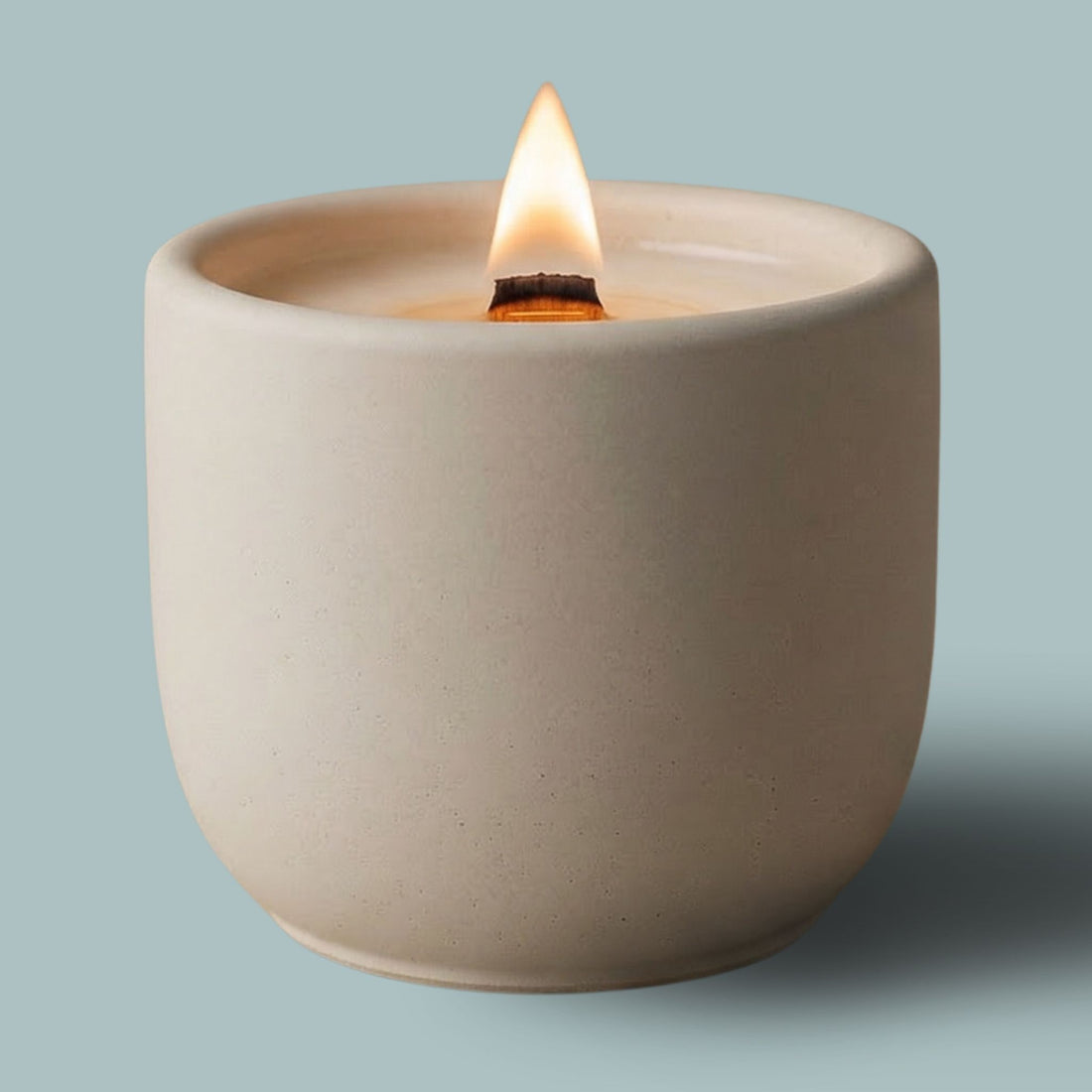 Sea Salt scented candle with crackling wood wick in concrete jar 