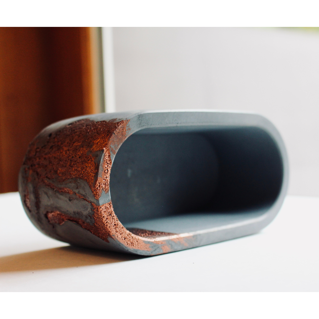 CONCRETE OVAL PLANTER