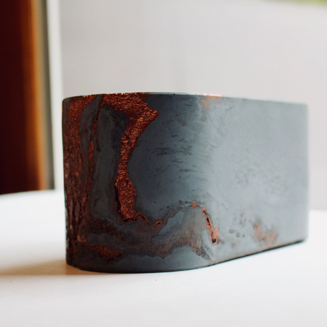 CONCRETE OVAL PLANTER